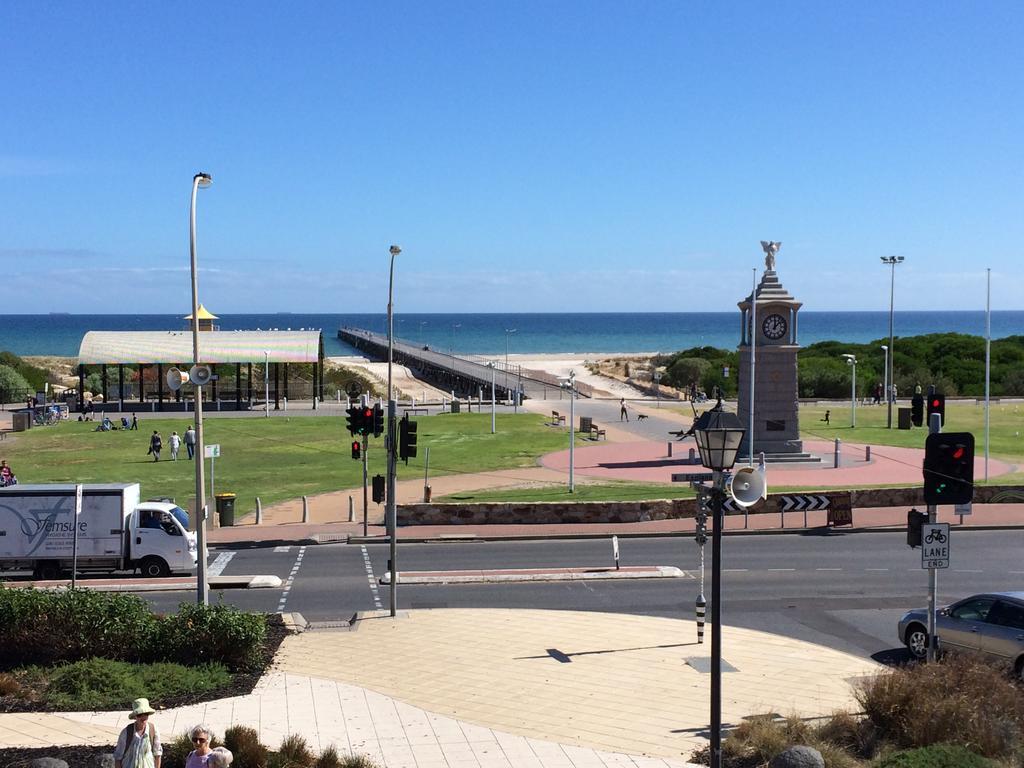Adelaide - Semaphore Beach Front Eksteriør billede